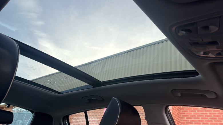 Kia Sportage 2.0 CRDi KX-4 5dr Auto Diesel Estate